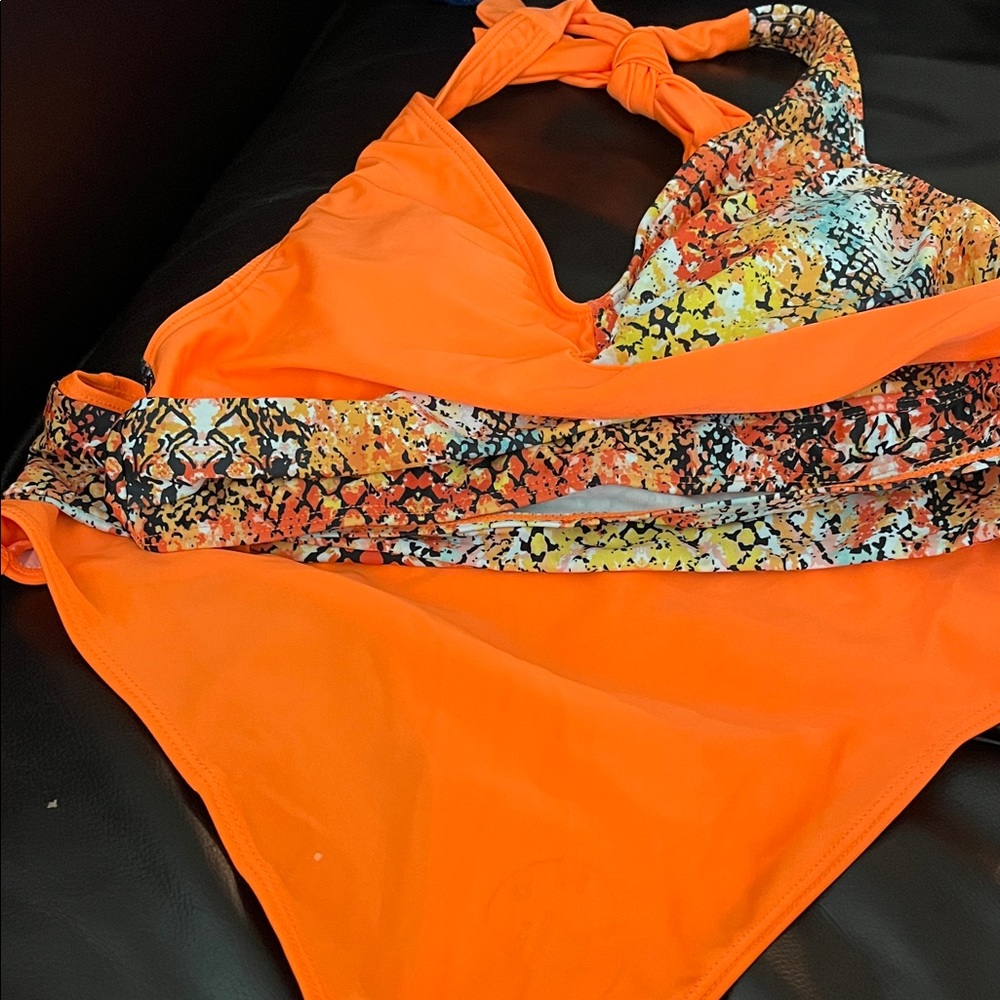 Source Unknown Vibrant Orange And Multicolor Biki… - image 4